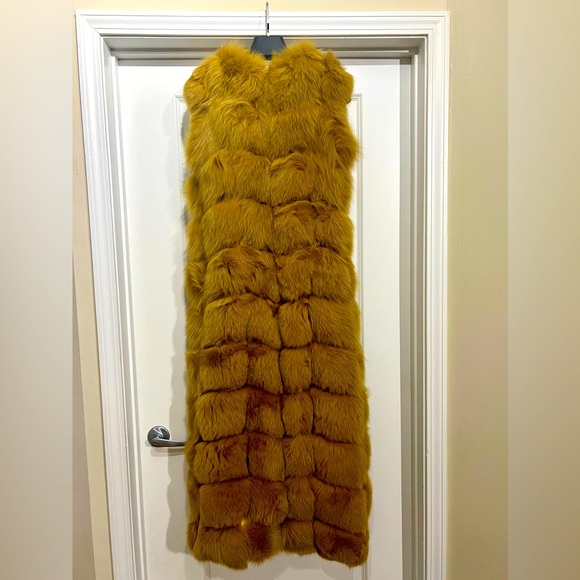 Gina Full-Length Fox Fur Vest (XS, Mustard) - Picture 2 of 6